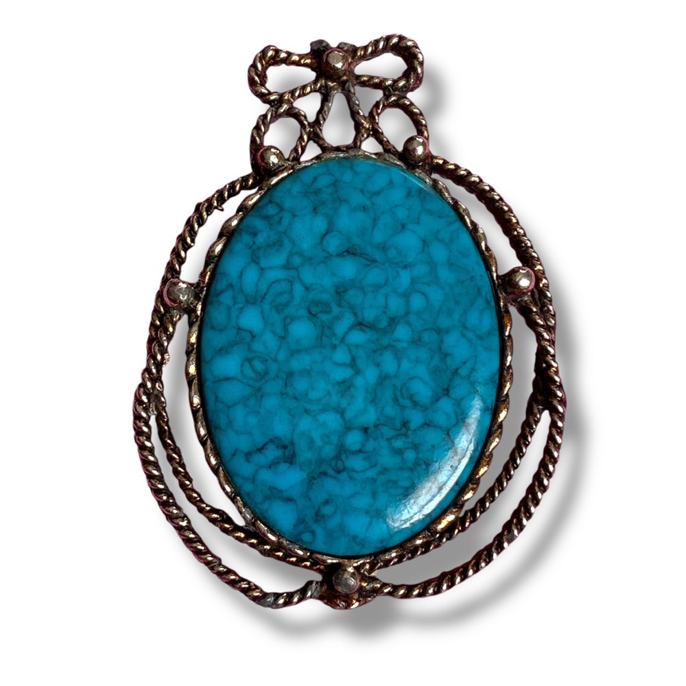 Elegant Handmade Turquoise Pendant
